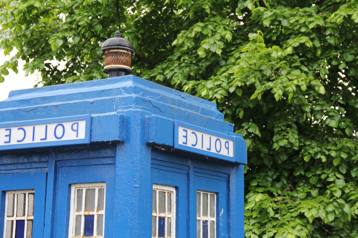 Doctor Who Cardiff Walking Tour flipped image doctor who police box