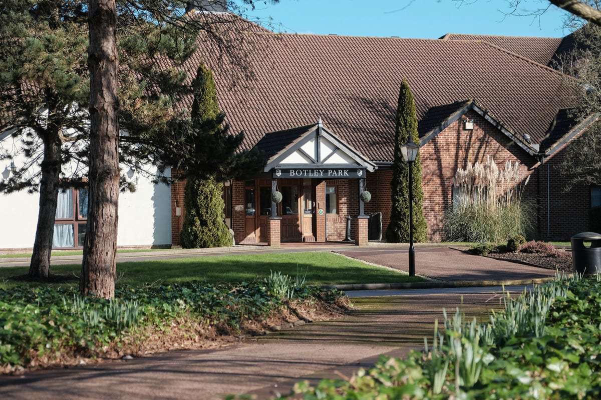 Macdonald botley park hotel & spa - Exterior