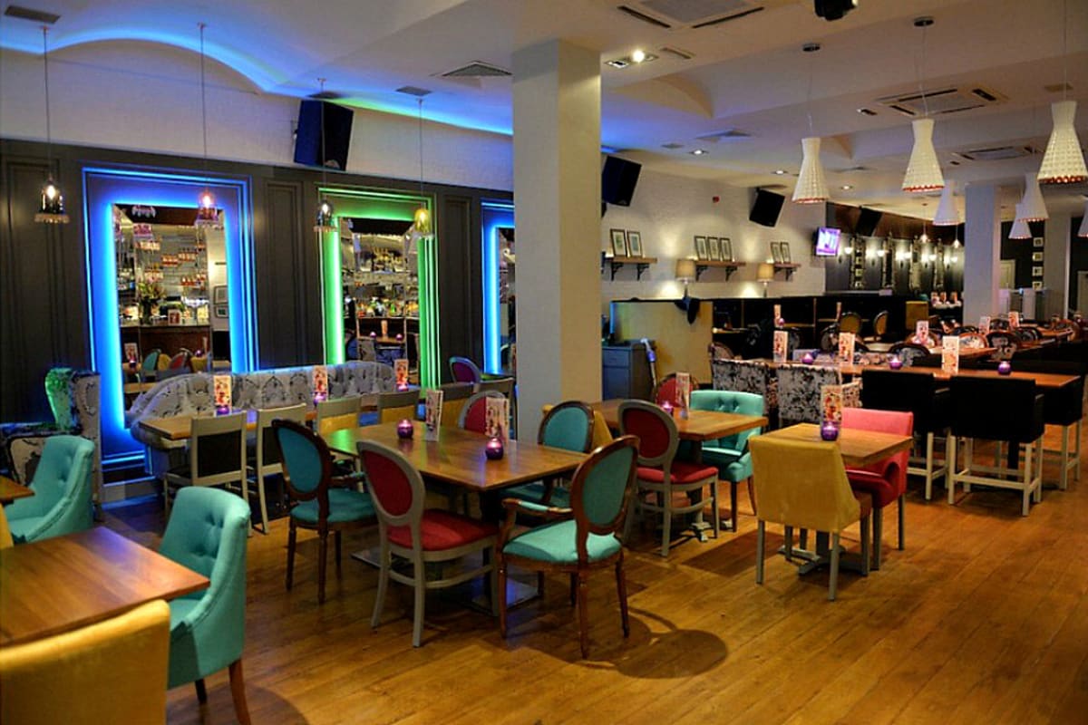 Slug and Lettuce Nottingham - Interior.jpg