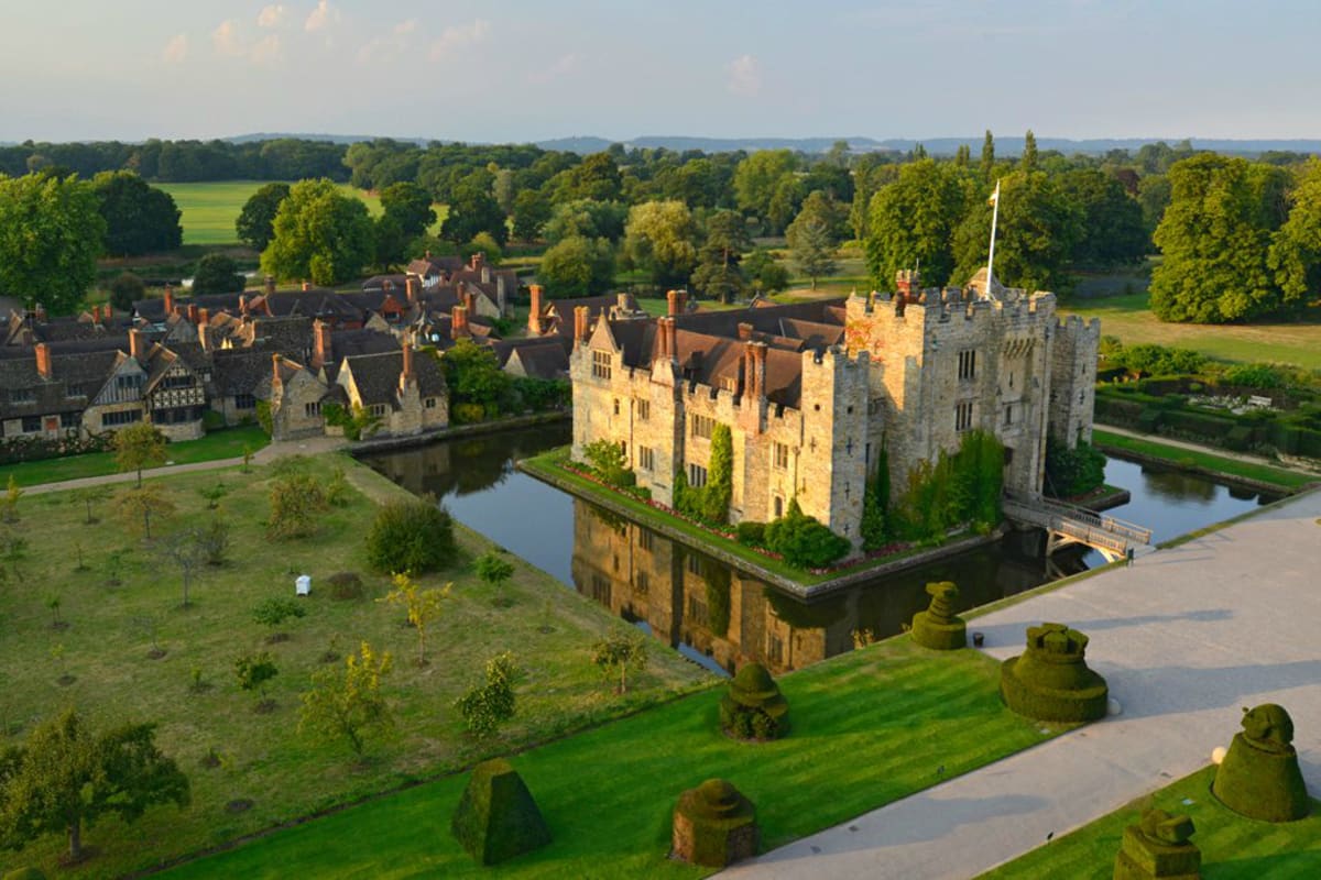 Hever Castle & Garden - exterior