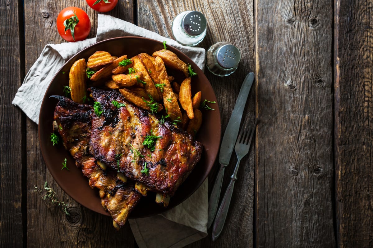 ribs and chips