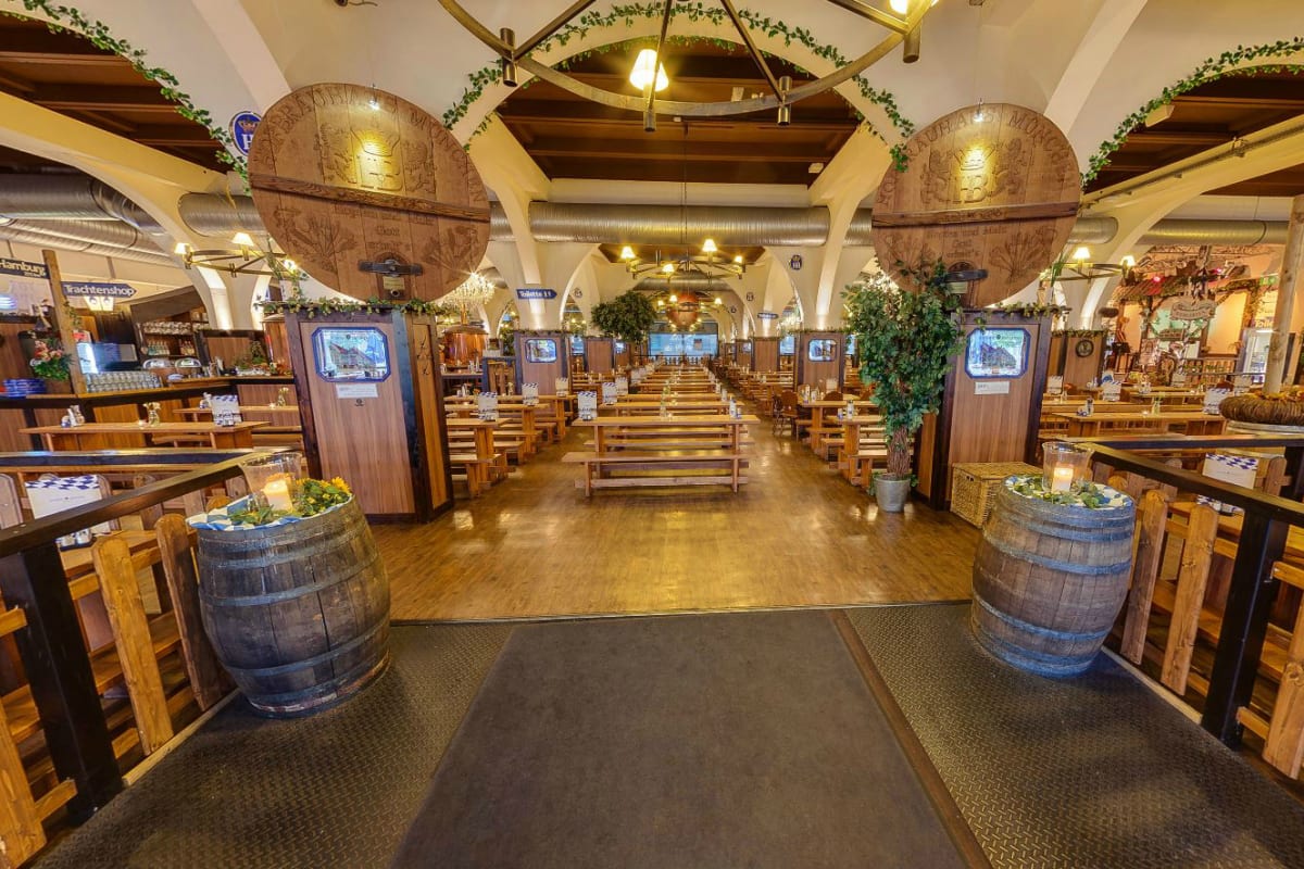 Hofbraushaus Bar Berlin - interior 2.jpg