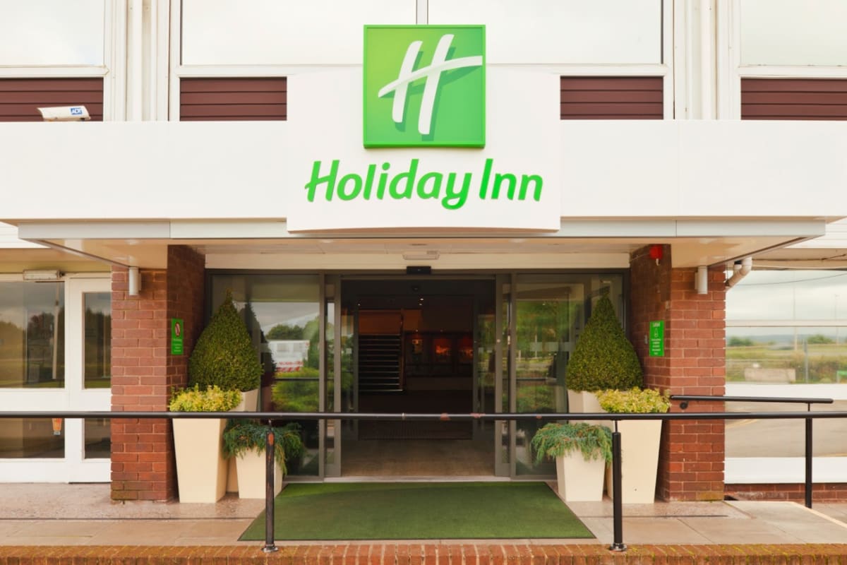 Holiday Inn - Chester South - outside