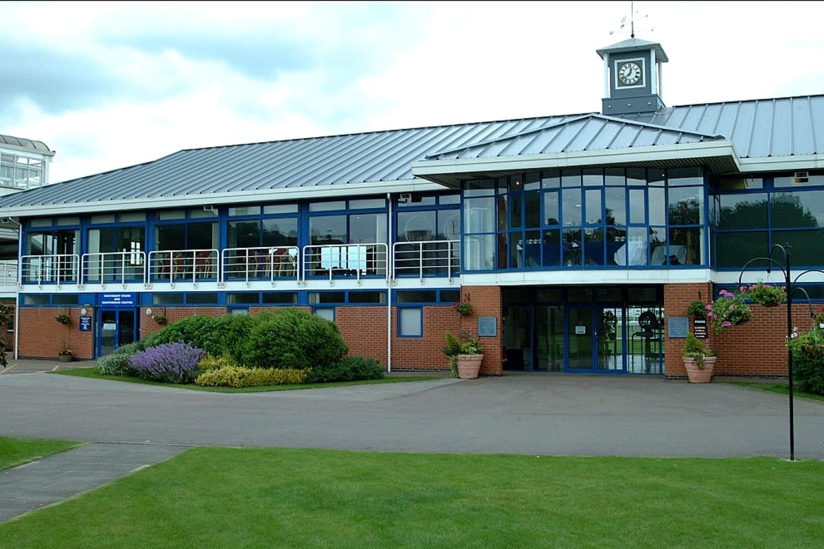 Nottingham Racecourse - Exterior.jpg