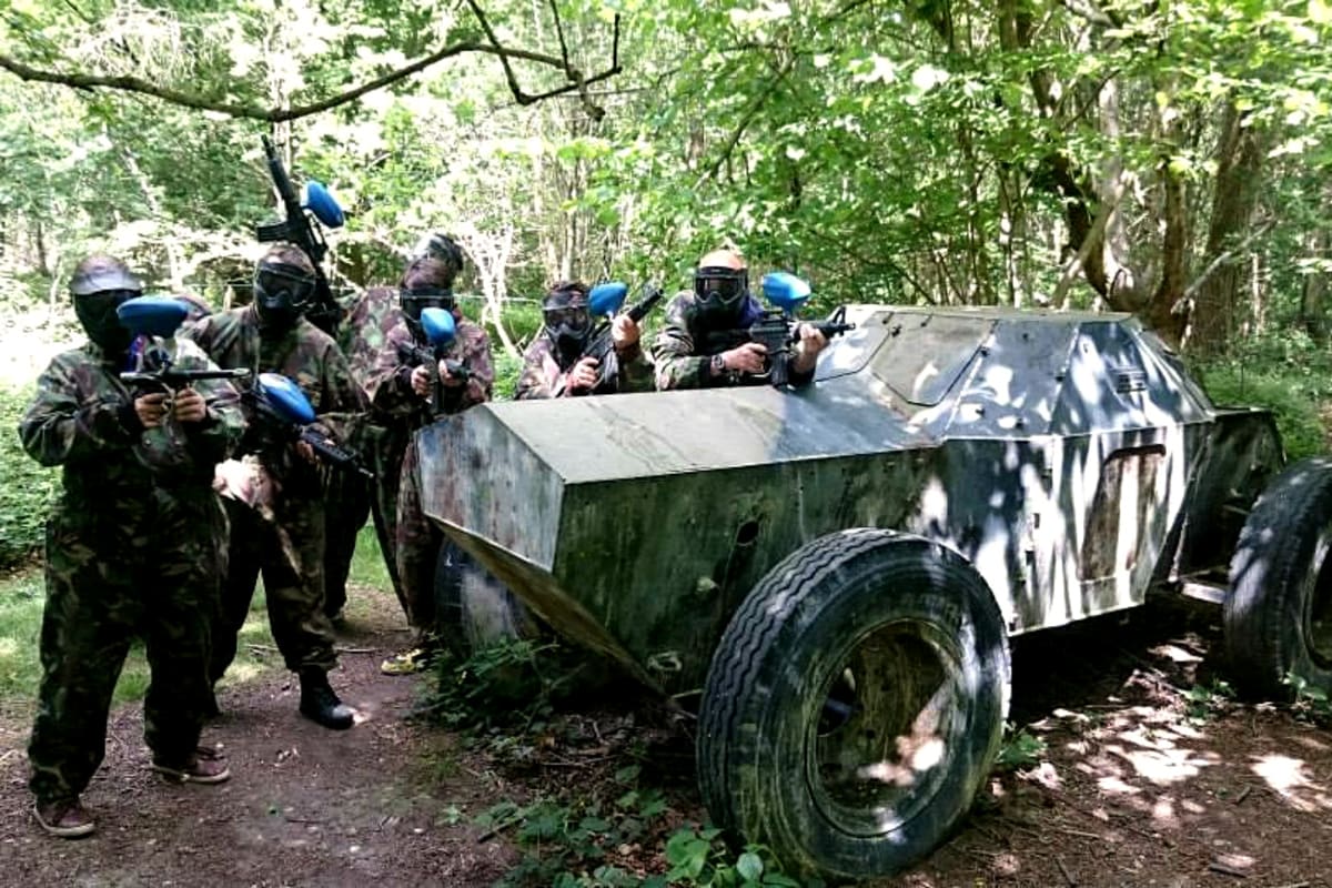 Skirmish Paintball Norwich - Paintball zone - abandoned vehicle