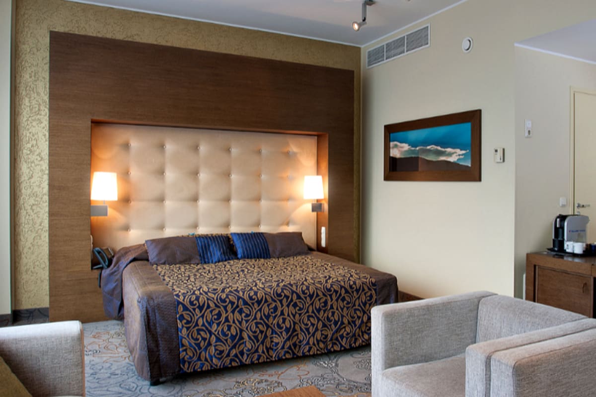 Tallink Hotel - Tallinn - bedroom Suite