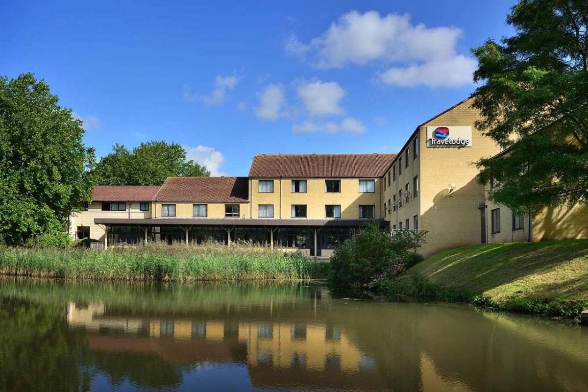 Travelodge - Bath (Waterside)