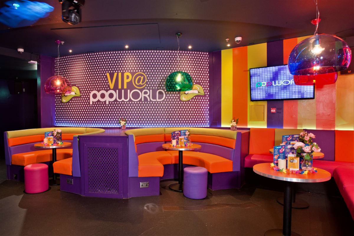 Popworld - London Watling Street - Booths