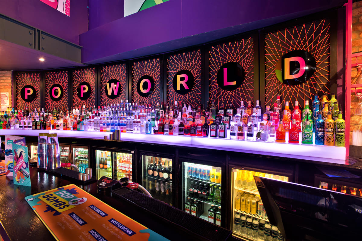 Popworld - London Watling Street - Bar 3