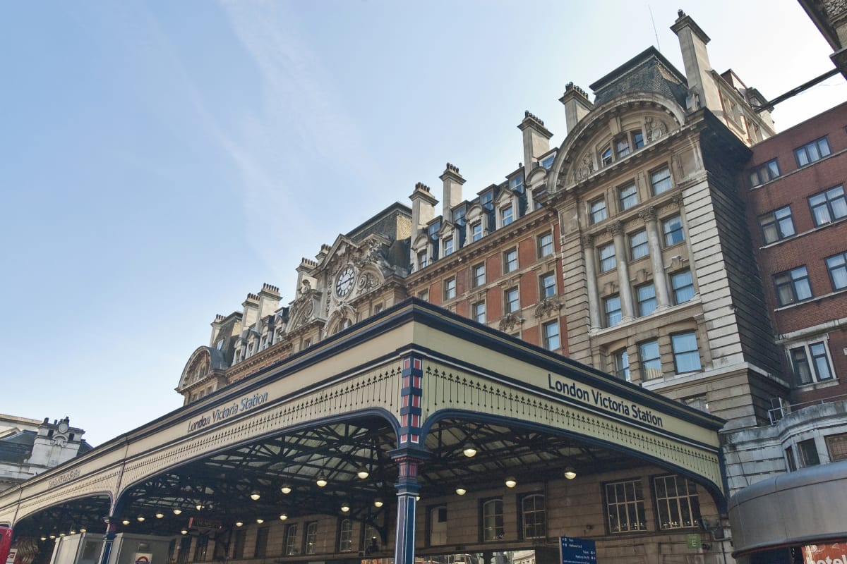 London victoria station