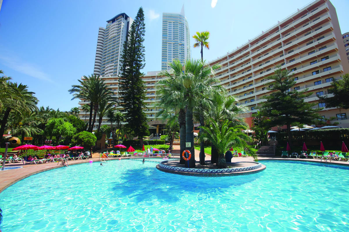 Hotel Palm Beach Benidorm exterior and pool