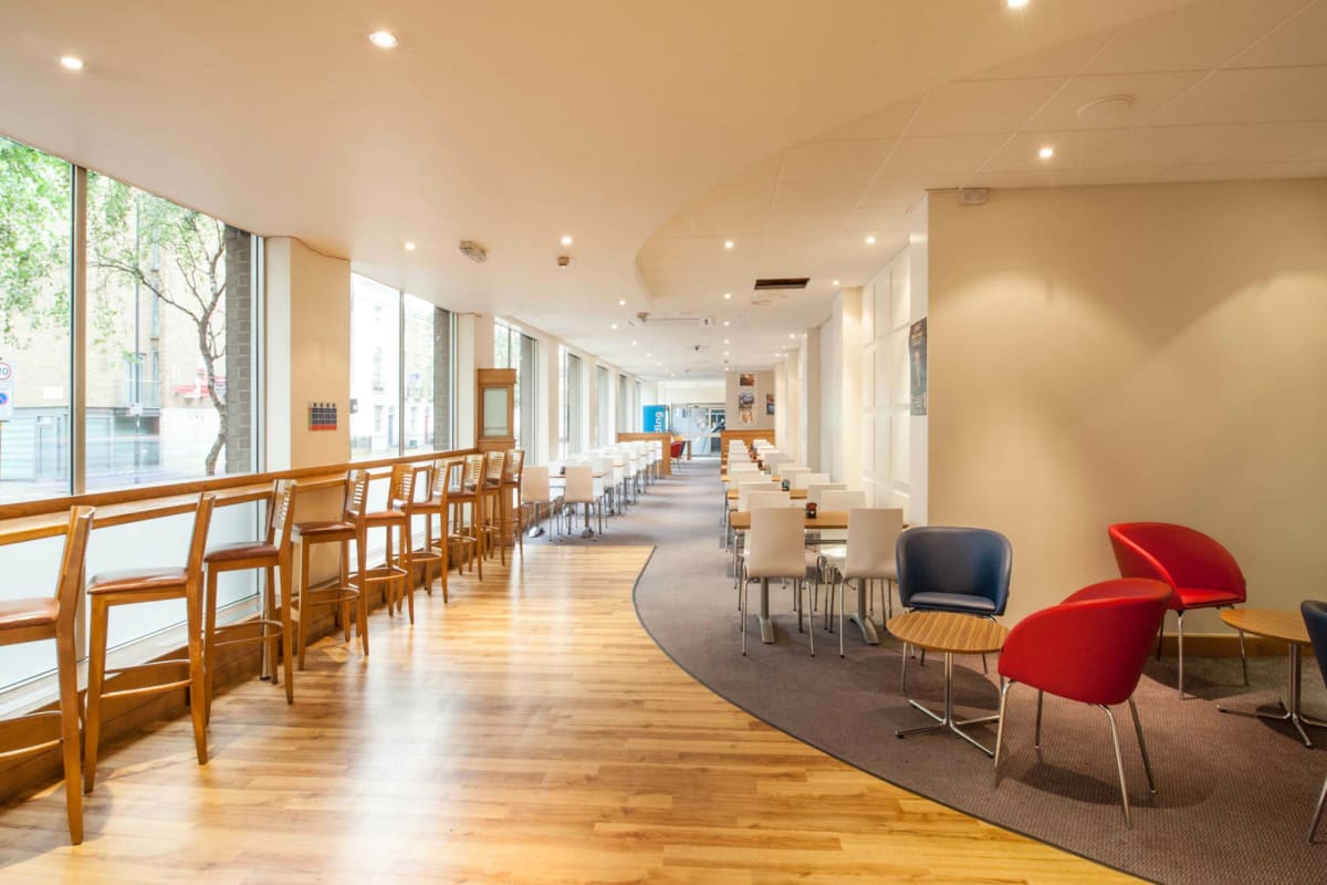 Travelodge Faringdon - Bar - cafe