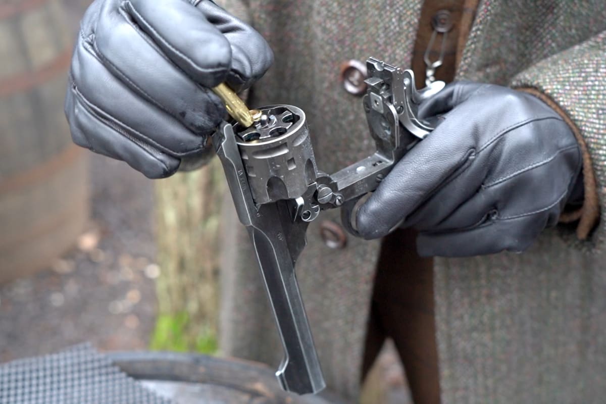 Peaky Pistols Target Shooting