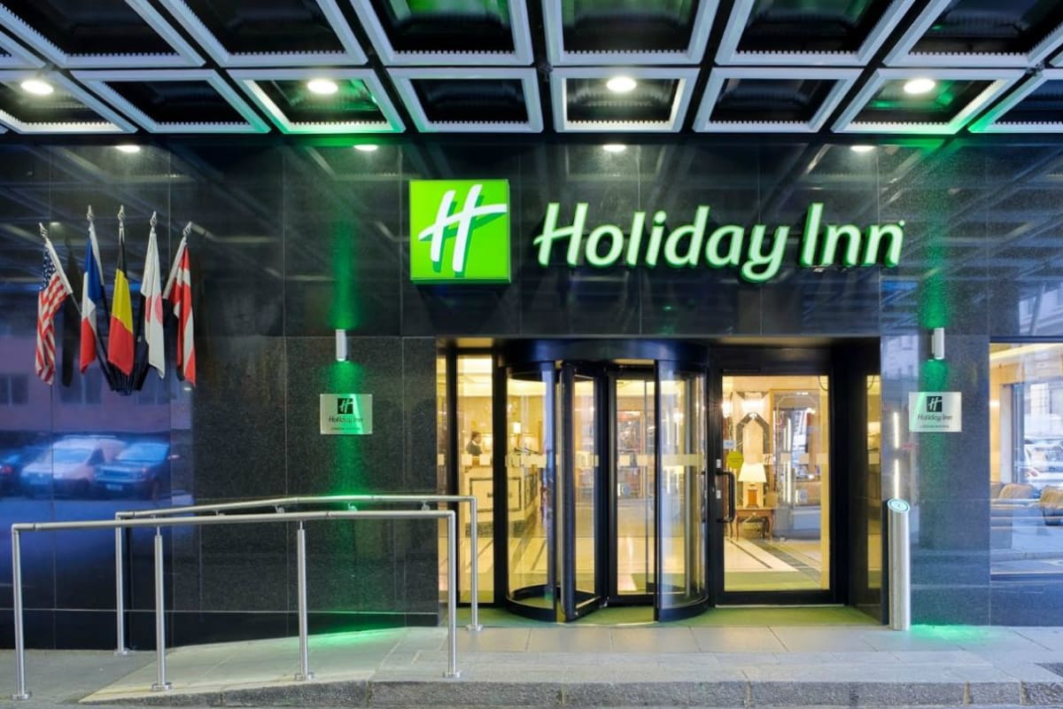 Holiday Inn Mayfair - exterior