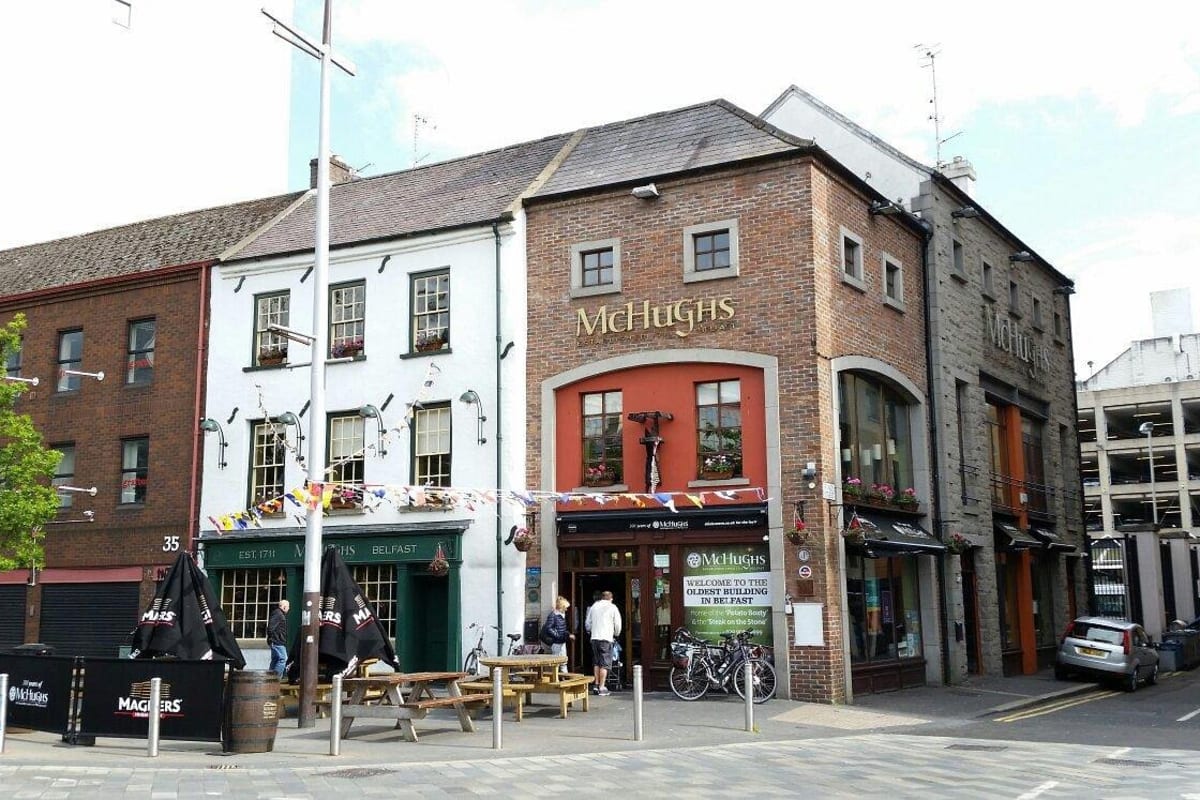 McHughs Bar and Restaurant