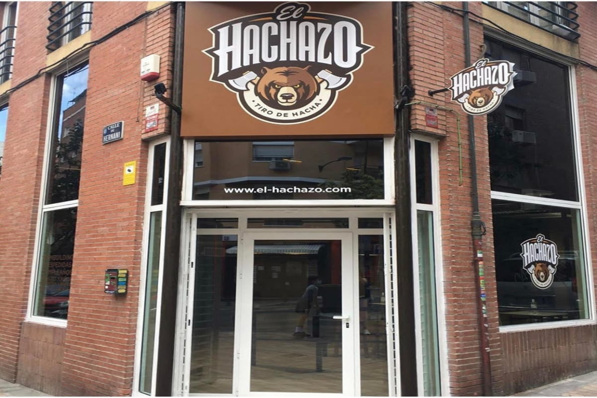 El Hachazo - Outside