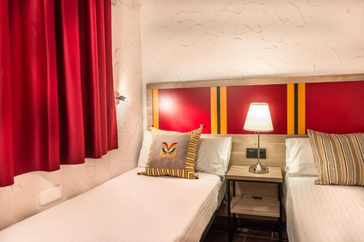 Apartaments Ciutat Vella - Twin Room