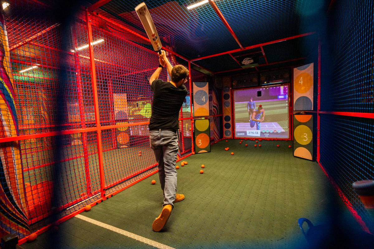 Sixes Cricket - LB