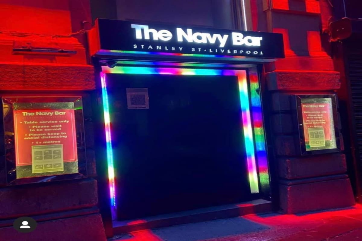 NAVY BAR
