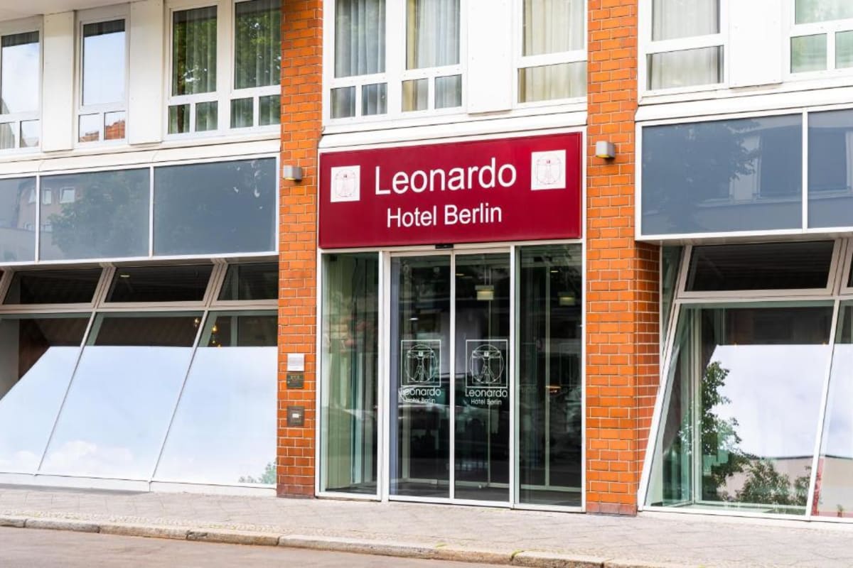 Leonardo Hotel Berlin - Outside