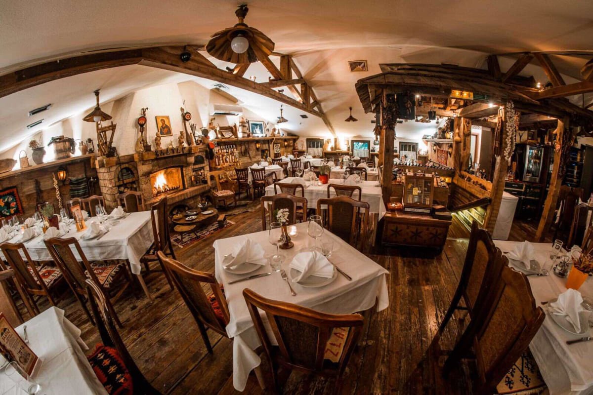 Restaurant Zlatar - Inside
