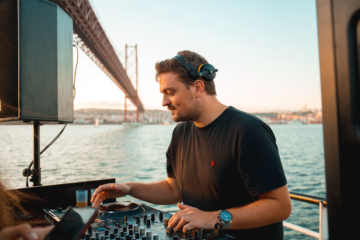 Lisbon Boat Party - DJ