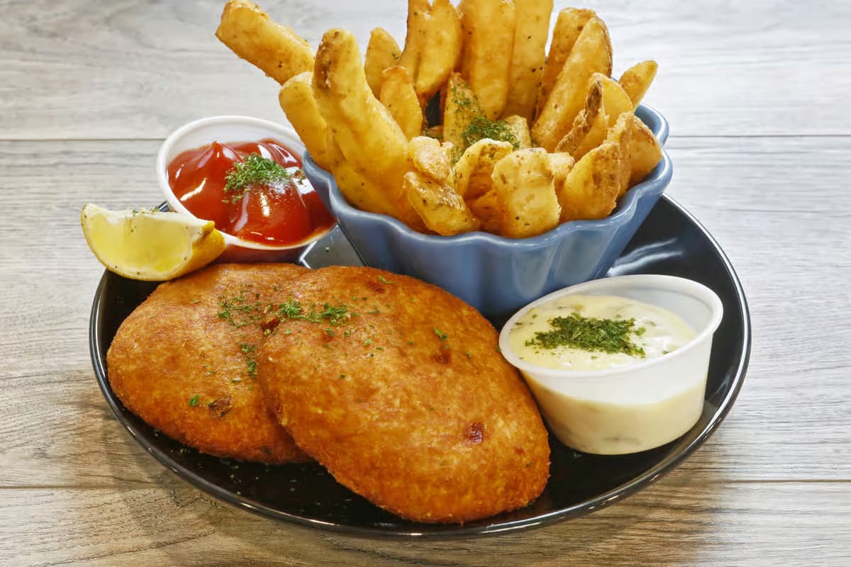 Fish Cakes & Chips