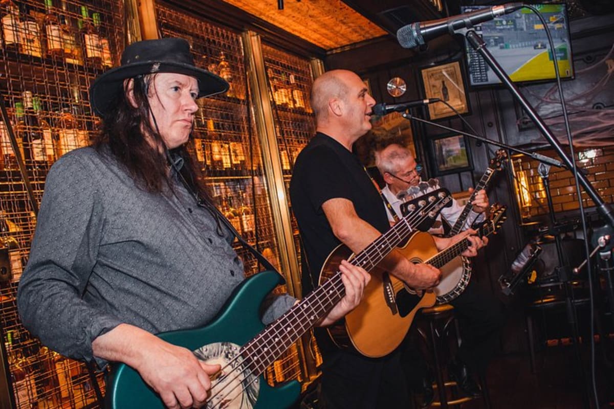 Murrays Live Music