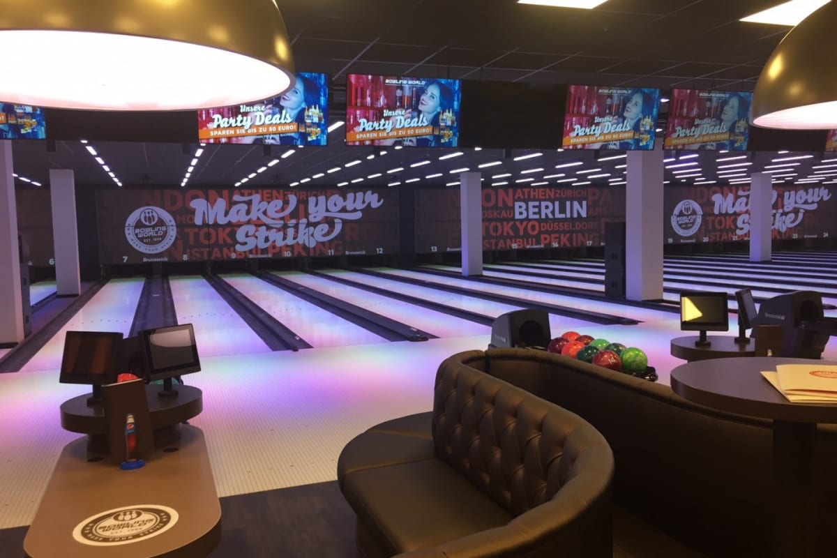 Bowling World - 2