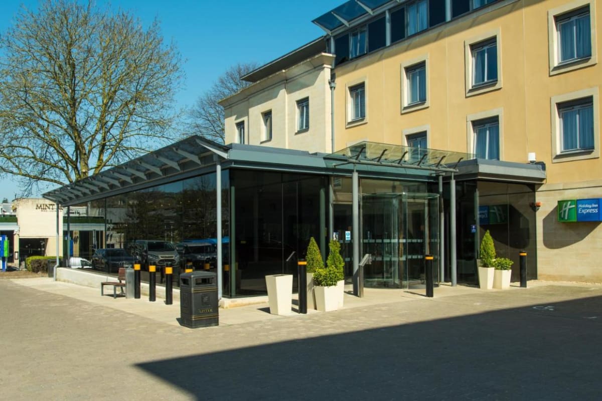 Holiday Inn Express Bath