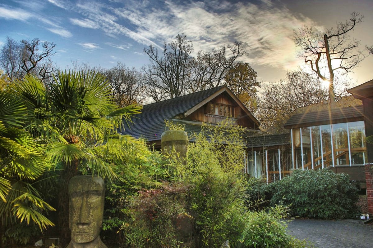 Marwell activity centre - exterior 2.jpg