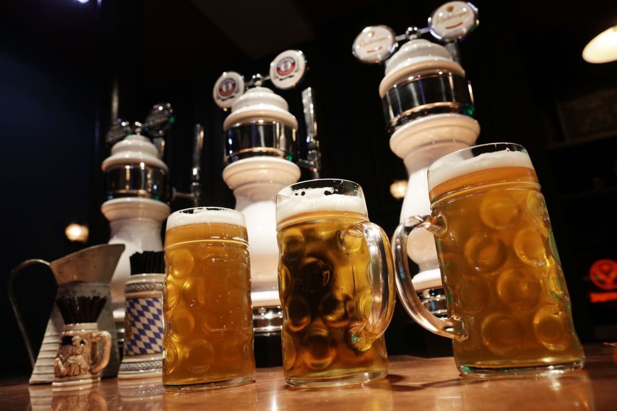 Steins on a bar