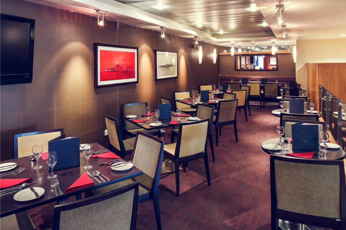 Mercure Glasgow City Hotels - Dining area.jpg