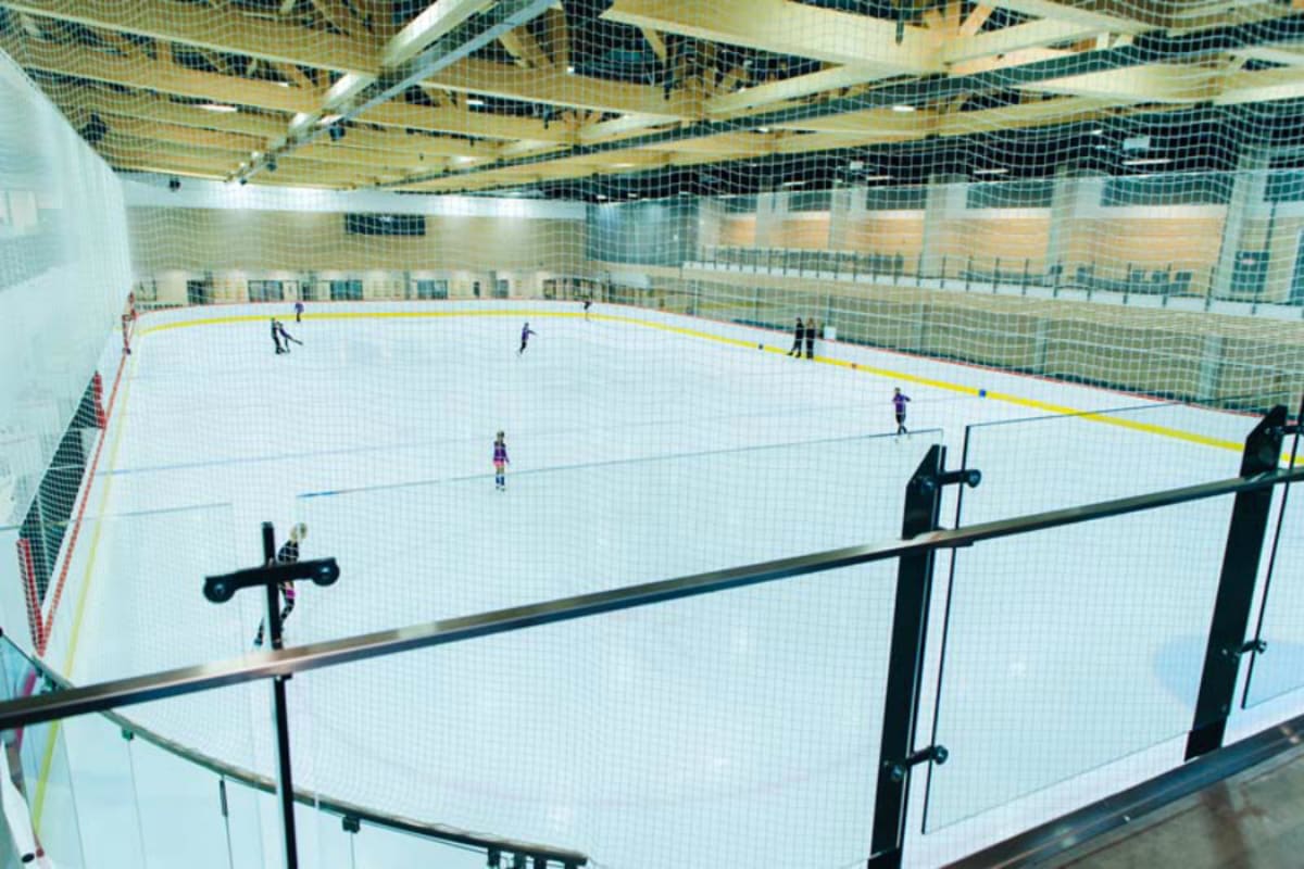 Tondiraba Spordikeskus - indoor ice hockey rink.jpg