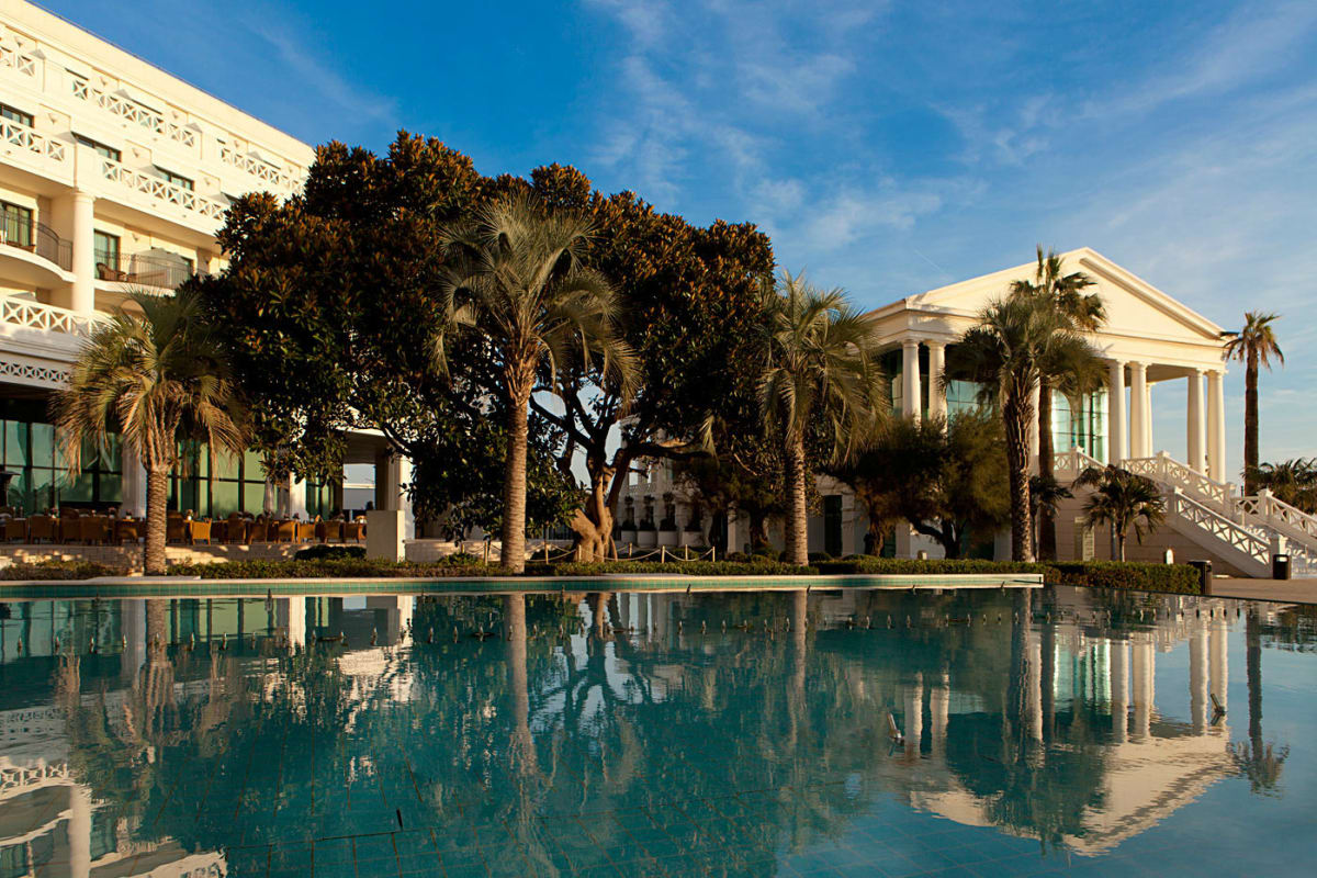 Hotel Balneario Las Arenas - Outdoor pool.jpg