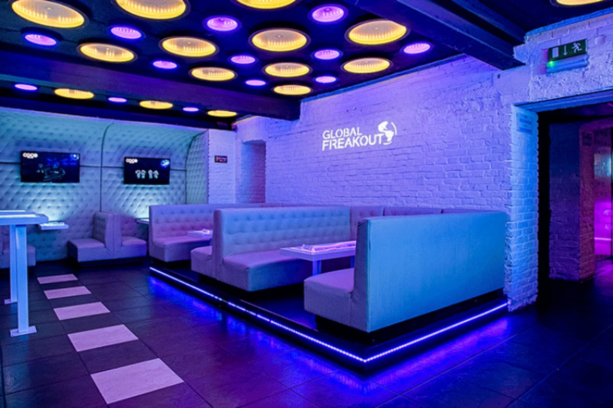 Klub Coco Krakow - booth area