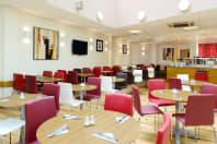 Travelodge City road - dinning area