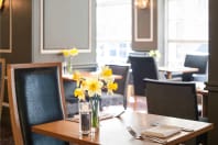 Mercure Bristol Grand Hotel - Dining table