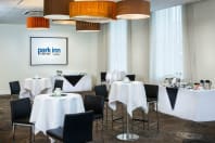 Park Inn by Radisson Palace Southend - meeting room