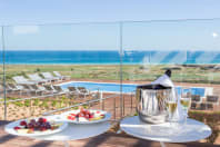 Onyria Palmares Beach House Hotel