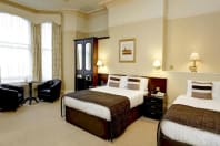 Royal Clifton Hotel - bedroom
