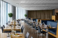 Radisson Blu Birmingham - dining area