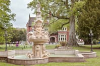 Fountain, Berwick Lodge