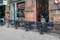 veeno-edinburgh-outside-seating.jpg