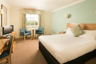 Mercure Gloucester Bowden Hall-bedroom