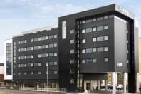 Ramada Encore Newcastle Exterior