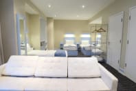 Citrus Hotel Cheltenham mutli room