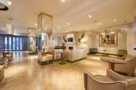 Dona Filipa Hotel reception room