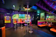 Popworld - London Watling Street - booths