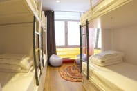 Generator Hostel - Barcelona mixed rooms